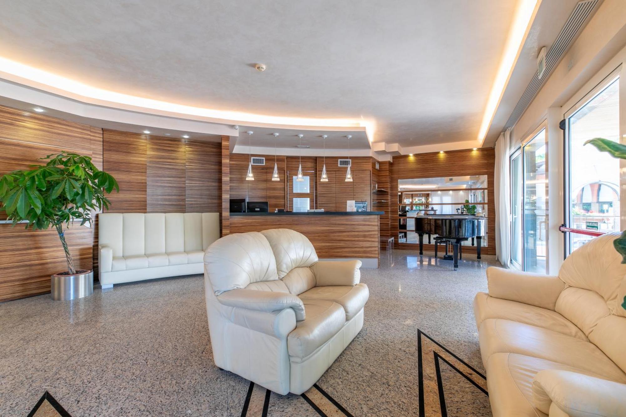 Hotel Villa Doimo Lignano Sabbiadoro Exteriér fotografie